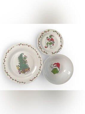 Vintage Universal Studios "How the Grinch Stole Christmas" Dinner Plates & Bowl